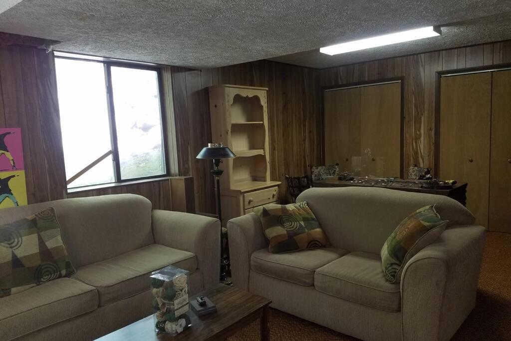 Chalet Regent Hilltop Sandyville
